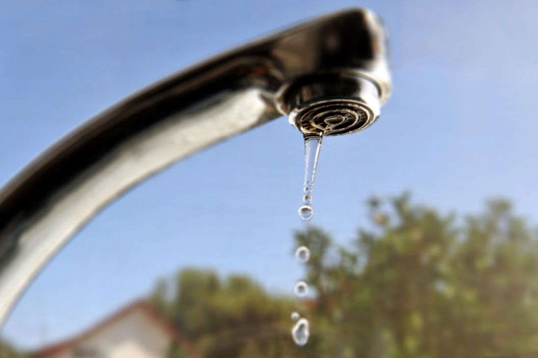 Consulta dónde se producirán cortes de agua este jueves