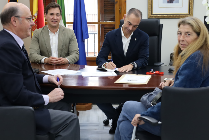 El Ayuntamiento adquiere una parcela para ampliar el proyecto de la nueva Casa de la Cultura