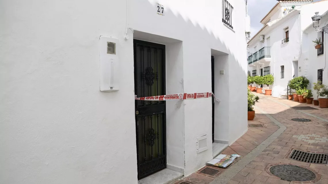 Destrozan el coche del marido de Lina