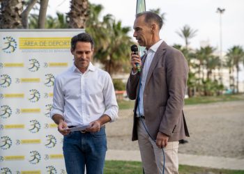 Inaugurada la zona de calistenia en el entorno de la playa de Malapesquera