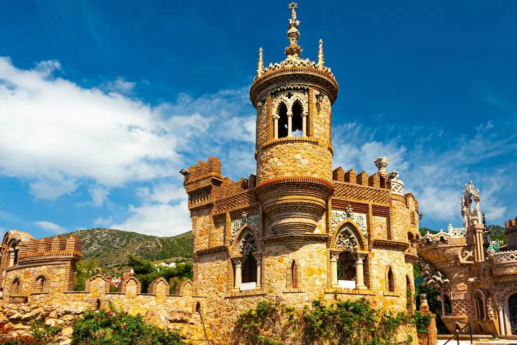 ¿Dónde está la iglesia más pequeña del mundo? En Benalmádena