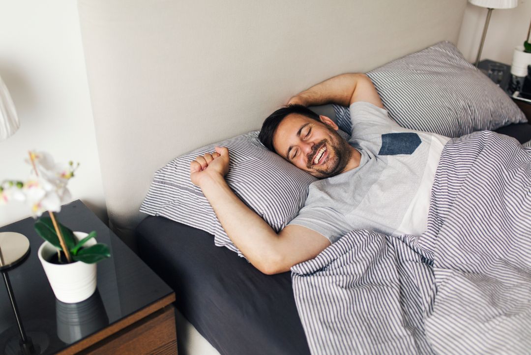 Expertos recomiendan crear un ambiente propicio antes de dormir para favorecer el descanso