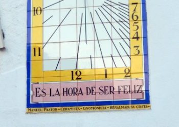 ¿Dónde está el reloj de sol de Benalmádena?