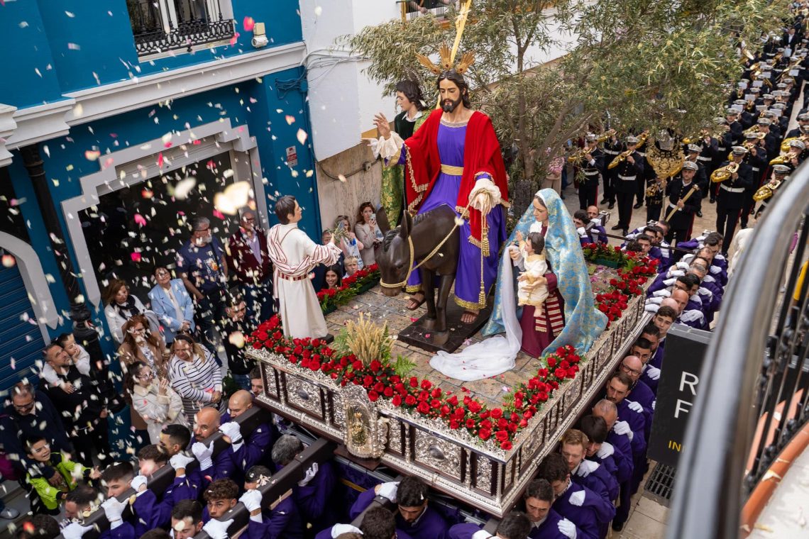 La Cofradía de la Redención inaugura el Domingo de Ramos en Arroyo de la Miel