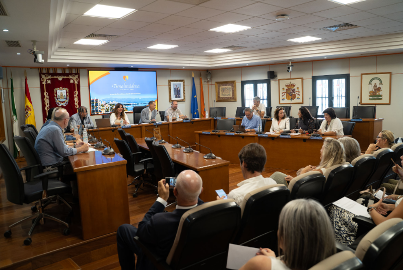 Benalmádena celebra la Mesa del Turismo