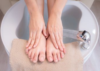 Dermatólogos advierten de la importancia del cuidado de las uñas