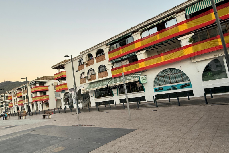 La Jura de Bandera Civil reúne en Benalmádena a 300 jurandos y casi 200 legionarios