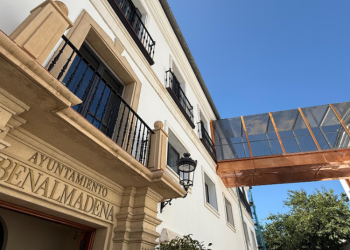 El Ayuntamiento de Benalmádena trasladará a la Fiscalía el contrato municipal de zonas verdes, adjudicado en 2022 y anulado por el Tribunal Supremo