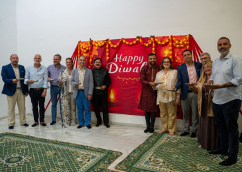 Visita al Diwali en el Templo Hindú de Benalmádena para celebrar el ‘Festival de las Luces’
