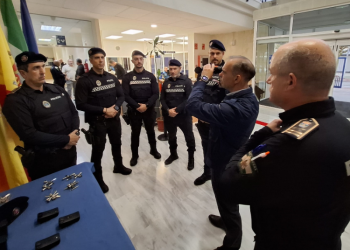 La Policía Local de Benalmádena reduce los tiempos de actuación y refuerza la seguridad de agentes y vecinos con la incorporación de nuevos materiales