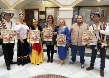 El XVI Festival Internacional de Navidad llenará la plaza de la Mezquita de música, gastronomía y tradiciones del mundo