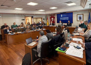 El Ayuntamiento de Benalmádena aprueba de manera inicial el Reglamento Orgánico Municipal