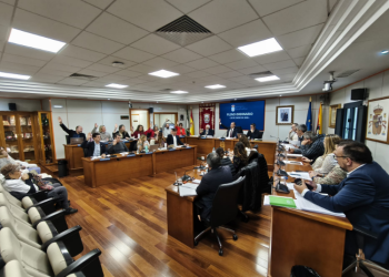 El Ayuntamiento aprueba de manera definitiva las cuentas de 2026, que mantienen la bajada de impuestos