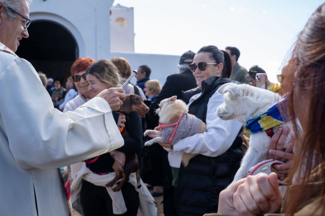 Benalmádena celebra la Verbena de San Antón