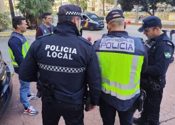Agentes de Policía Nacional y Local de Benalmádena, coordinados en materia de prevención de robos