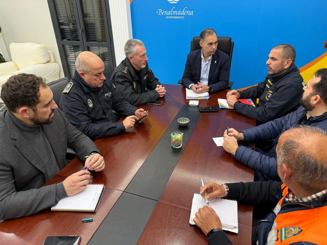 El Ayuntamiento de Benalmádena mantiene este jueves las medidas de prevención de riesgos derivados del temporal