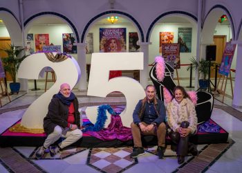 Benalmádena celebra los 25 años de la Gala Drag Queen con una exposición