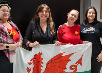 La plaza de la Mezquita acogerá el domingo el St David’s Day 2026 con música en directo y carácter solidario