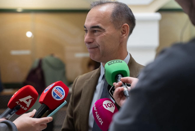 Juan Antonio Lara reclama soluciones urgentes ante la crisis ferroviaria que afecta a la provincia