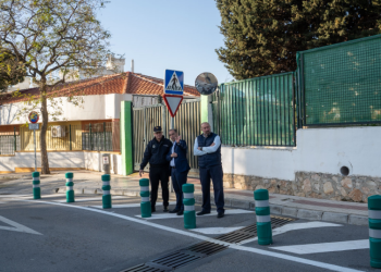 Benalmádena pone en marcha un plan para reforzar la seguridad y mejorar la movilidad en los centros educativos