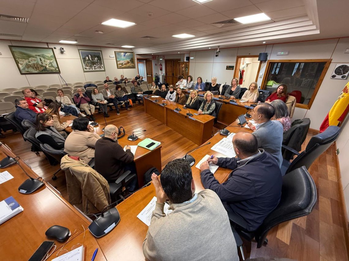 Benalmádena refuerza su compromiso con la inclusión en la primera Mesa de Discapacidad de 2026